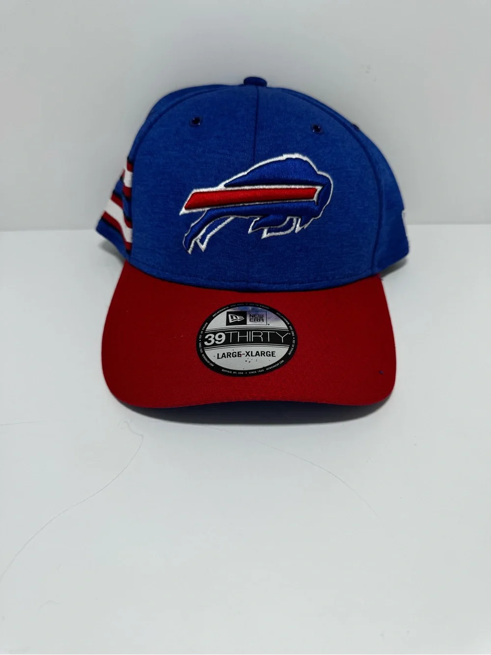 Buffalo Bills New Era NFL Sideline Historic 39THIRTY Flex Hat - L/XL